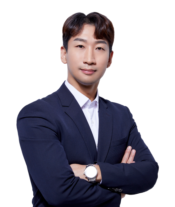 세드릭 선생님 사진